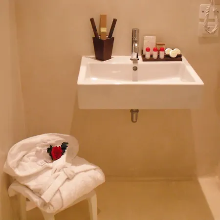 Hotel 15.92 3*