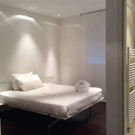 15.92 Otel 3*