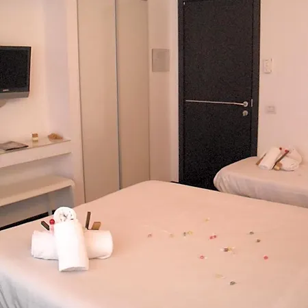 15.92 Otel