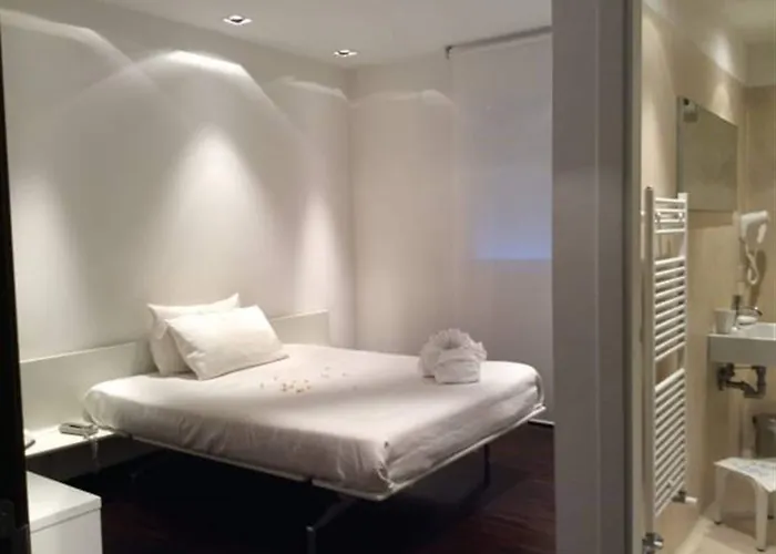 15.92 Hotel 3*